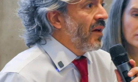 Aspirante presidencial cuestiona la “paz total” y tilda al gobierno Petro de “sordo y corrupto”