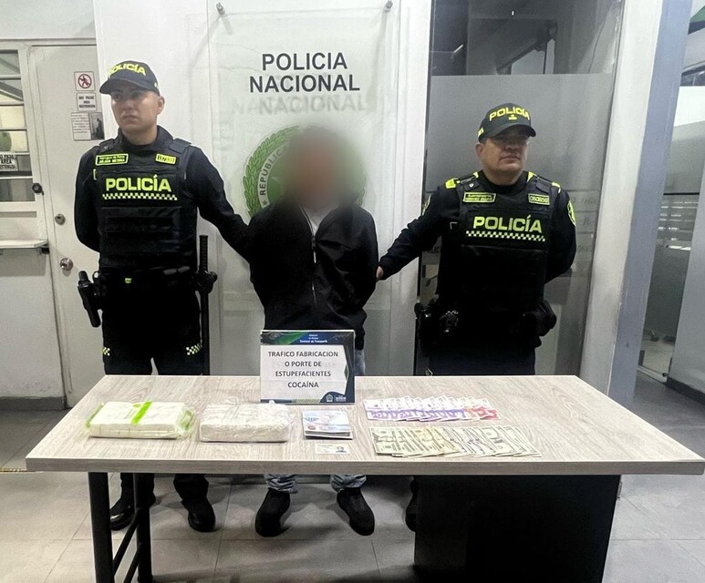 Capturado estadounidense que transportaba cocaína hacia Medellín