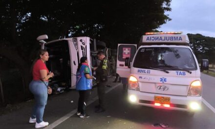 Luto en el fútbol antioqueño: jugadora de Sabaneta fallece en trágico accidente vial