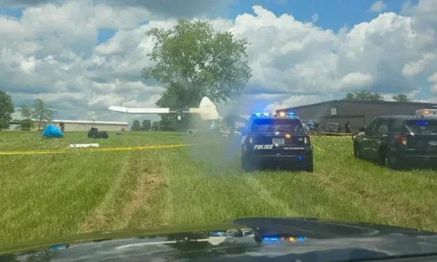 Avión con al menos 16 personas a bordo se estrella en Tennessee, según autoridades