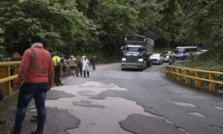 Invías se compromete a reparar la vía Medellín-Bogotá tras protestas ciudadanas