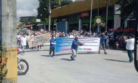Doradal estalla en protestas por decisión de Petro de entregar tierras de la Hacienda Nápoles