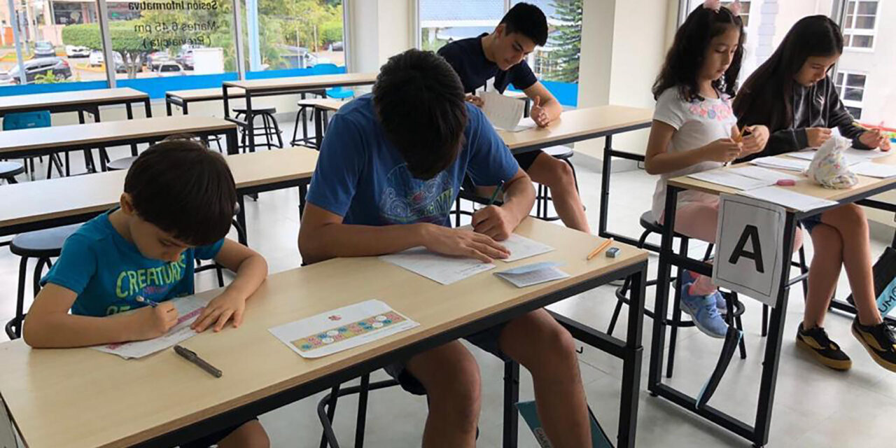 Un 80 % de alumnos en nivel básico muestran rezago educativo tras pandemia en Latinoamérica