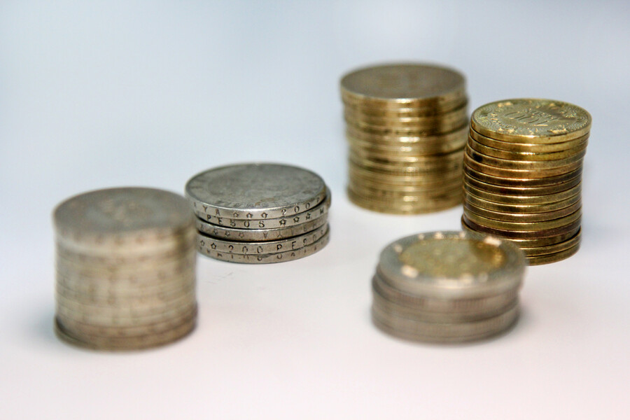 Bancos en Colombia reducirían las tasas de interés en créditos