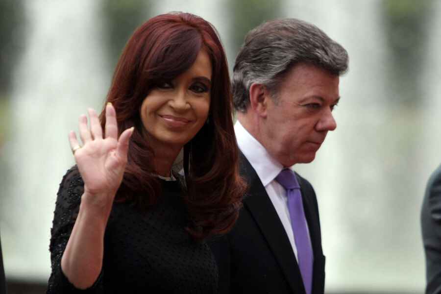 Fiscalía de Argentina apela casa por cárcel de Cristina Fernández