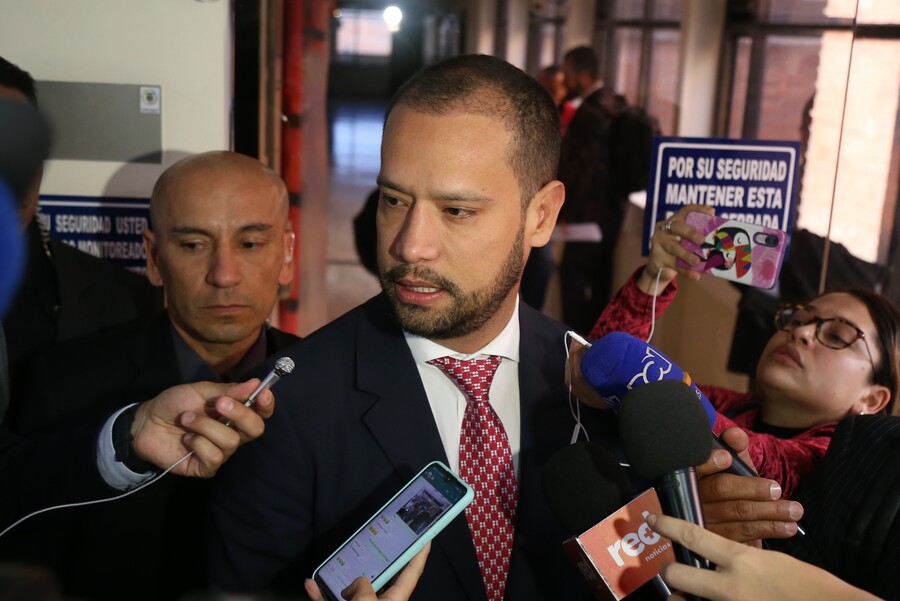 Fiscalía pide condenar a Diego Cadena por presionar testigos en caso Uribe