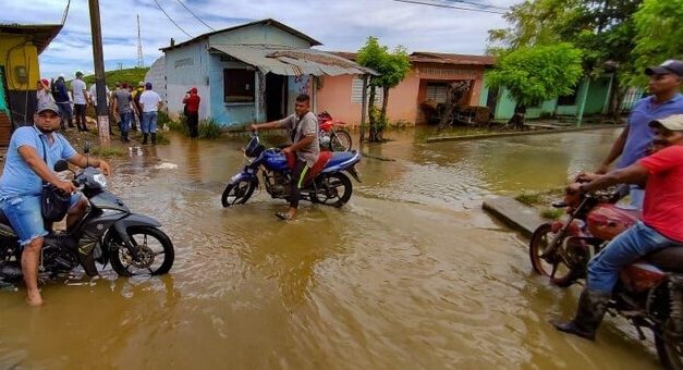 Alertan 12 puntos de posible inundación en Atlántico