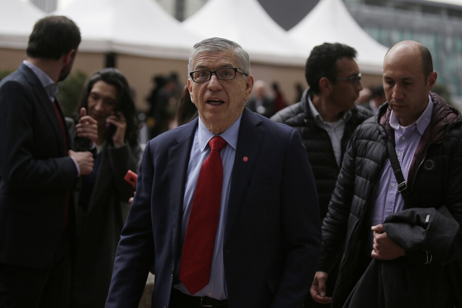 César Gaviria acusa al Ministro Jaramillo de «demoler» la salud