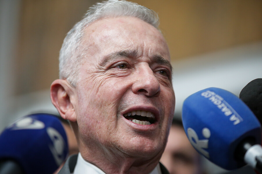 «No me puedo considerar candidato a la vicepresidencia»: Álvaro Uribe
