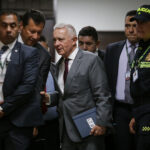 La ‘prueba reina’ es el poder: Uribe llegaría al fallo blindado