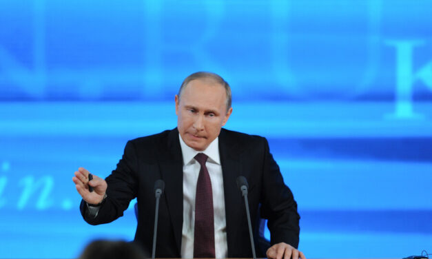 Kremlin niega haber retrasado negociaciones con Ucrania
