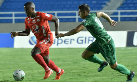 Wolverhampton y Fluminense firman acuerdo por John Arias