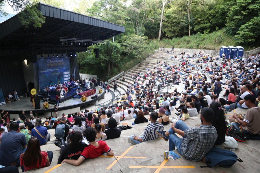 Festival de poesía en Medellín celebra 35 años