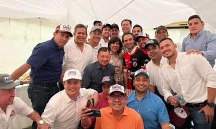 ¿Qué hace Federico Gutiérrez en una foto con el Clan Villamizar?