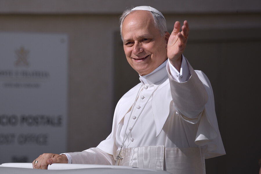 Papa León XIV recibe a Zelenzki y ofrece El Vaticano para negociaciones con Rusia