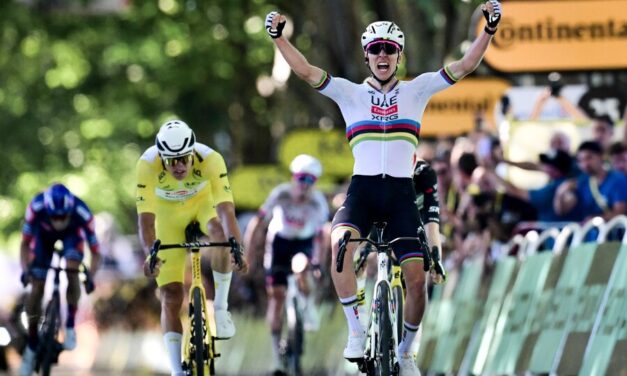 Pogacar remata en el Mur de Bretagne y recupera El Amarillo del Tour