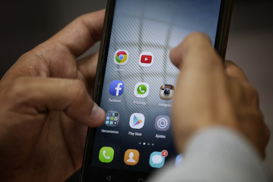 Contraloría alerta por brecha digital en regiones de Colombia