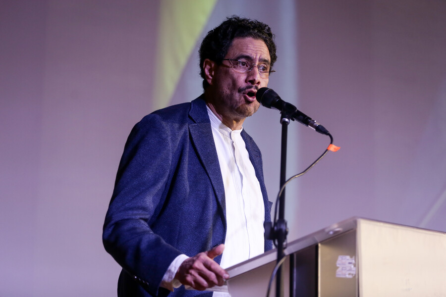 Iván Cepeda confirma precandidatura presidencial por el Pacto