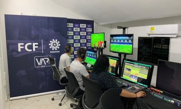 El VAR: entre la justicia y la controversia en el fútbol colombiano