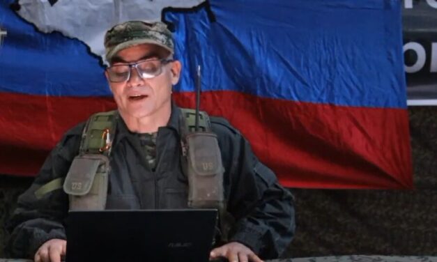 Petro confirma captura del hermano de Iván Mordisco