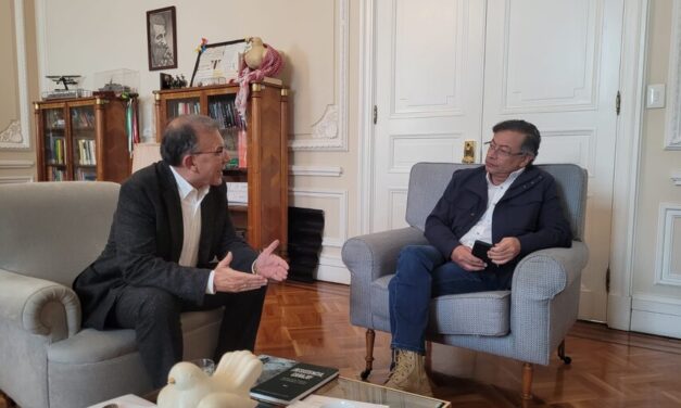 Así fue el encuentro entre Roy Barreras y Gustavo Petro en la casa de Nariño