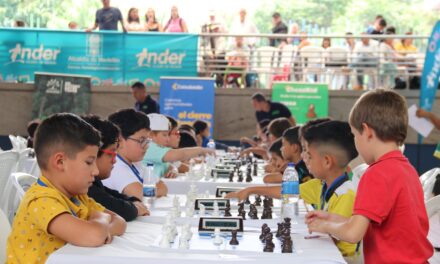 Medellín recibe a los mejores ajedrecistas juveniles en la semifinal del VII Torneo A la Rueda Rueda
