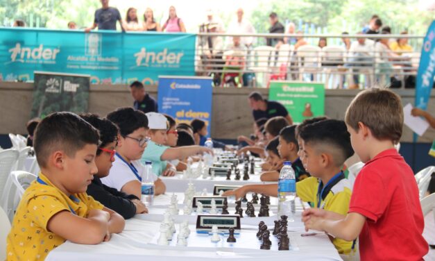 Medellín recibe a los mejores ajedrecistas juveniles en la semifinal del VII Torneo A la Rueda Rueda