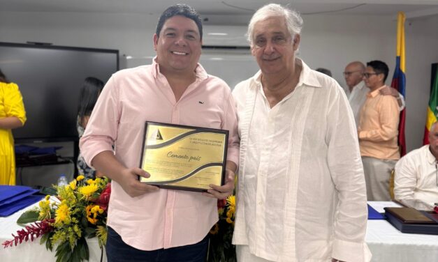 Cemento País es reconocida en Bolívar por su aporte al desarrollo sostenible en el sector construcción