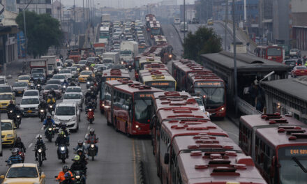 Bogotanos pierden 119 horas al año en trancones: alternativas para aprovechar ese tiempo