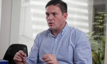 Juan Carlos Pinzón propone seguridad, inversión y empleo como ejes de su precandidatura presidencial