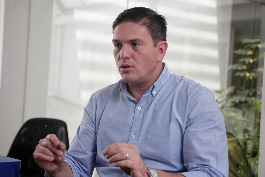 Juan Carlos Pinzón propone seguridad, inversión y empleo como ejes de su precandidatura presidencial
