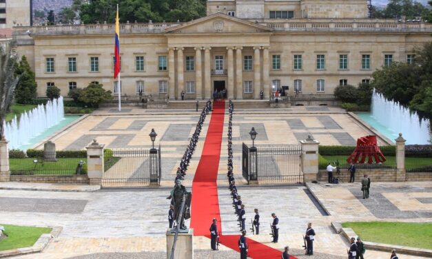 Procuraduría abre investigación a exedecán de la Presidencia por presuntos actos sexuales y violencia de género