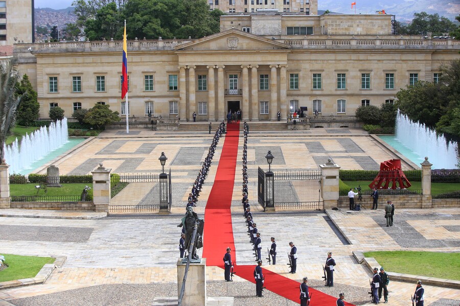 Procuraduría abre investigación a exedecán de la Presidencia por presuntos actos sexuales y violencia de género