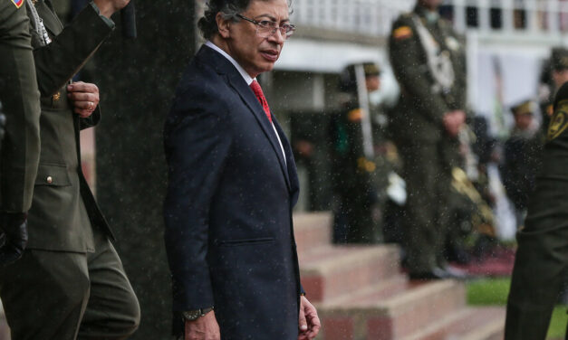 Gobierno Petro mantiene diálogos con disidencias de “Calarcá” pese a escándalo por filtraciones