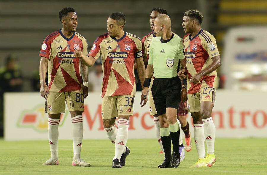 ¿Tiembla Santa Fe? El DIM, el mejor visitante de la Liga, busca la semifinal