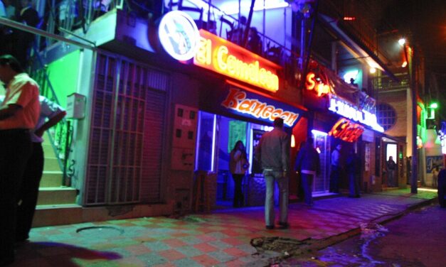 IVA para bebidas alcohólicas y juegos de azar en línea: Nueva reforma tributaria