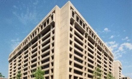 FMI advierte a Colombia por riesgos de política fiscal