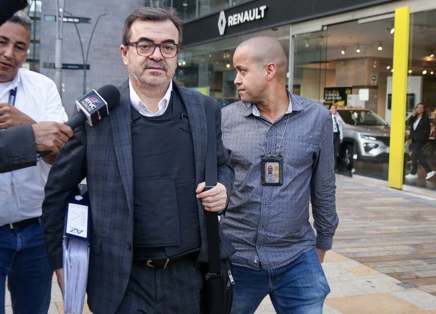 Olmedo López declara contra Berenice Bedoya en la Corte