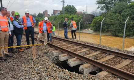 ¡Atención! Por Socavación en la vía férrea del Metro de Medellín se suspende servicio comercial entre Aguacatala y Poblado