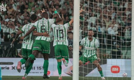 Atlético Nacional aplastó 5-2 al DIM y aseguró su cupo en los cuadrangulares