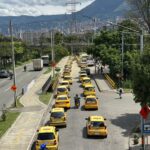 Incumplimientos de Fico Gutiérrez y secretarías de Movilidad del Valle de Aburrá motivan el paro de taxistas