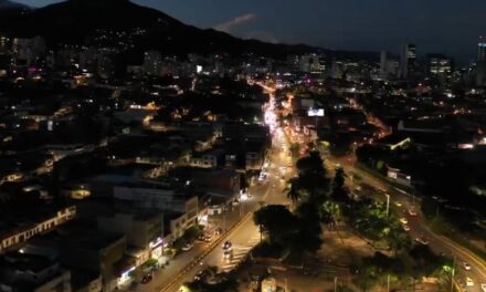 Denuncian maniobra para privatizar el alumbrado público de Cali sin licitación ni control ciudadano