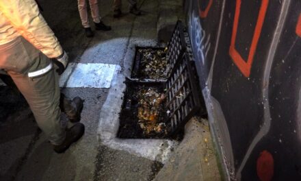 Medellín refuerza limpieza de alcantarillado para evitar inundaciones durante la temporada de lluvias