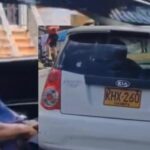 Estudiantes denuncian presunto acoso de un hombre dentro de un vehículo en Medellín
