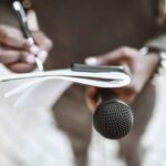 Alrededor de 20 periodistas habrían sido desvinculados de Caracol Radio y W Radio