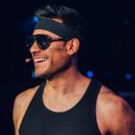 Carlos Rivera presentó en Bogotá su álbum “Vida” acompañado por un mariachi colombiano