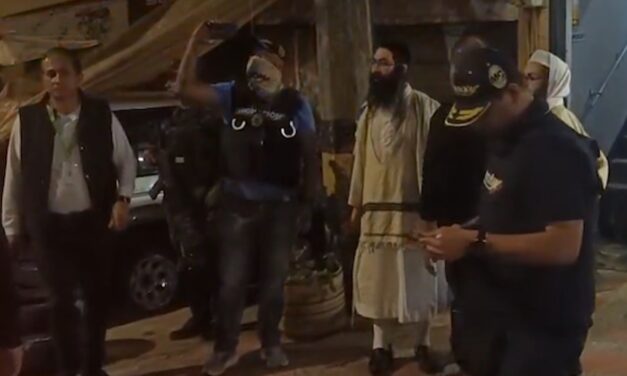 Rescatan en Antioquia a 17 menores extranjeros de la secta Lev Tahor; cinco tenían circular amarilla de Interpol