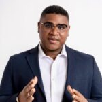 Denuncian a multinacional por presunta explotación a vendedores ambulantes en Colombia