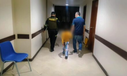 Rescatan a niño de 5 años solo en una vivienda en la comuna 13 de Medellín