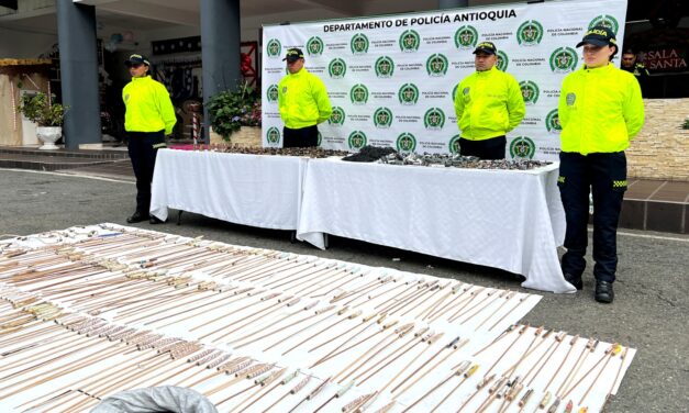 Desmantelan polvorera artesanal en zona urbana de La Ceja y decomisan más de 240 kilos de pólvora